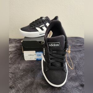Adidas Daily 3.0 Skateboard Boys - Shoe Size 12K NIB